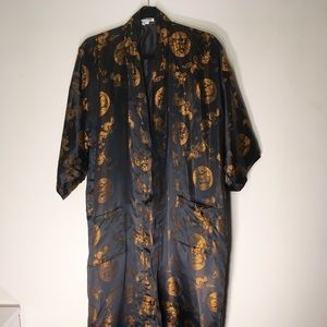 🐲NWT Vintage Dragon Silk Robe